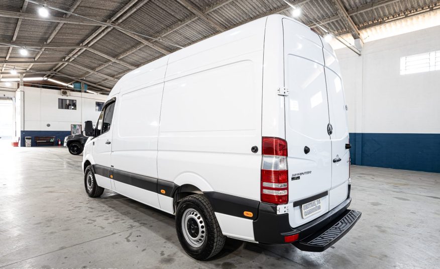 MERCEDES BENZ SPRINTER 415 FURGÃO ALTA ELONGA 2019