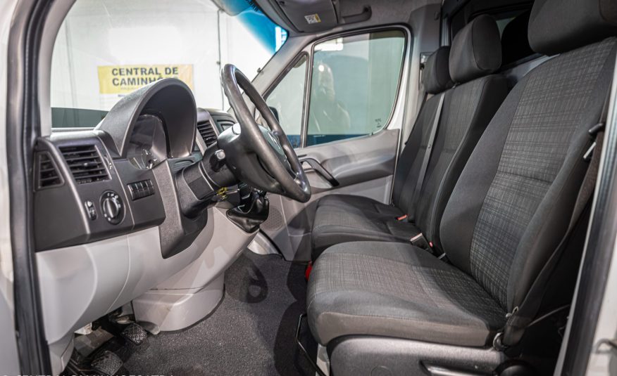 MERCEDES BENZ SPRINTER 415 FURGÃO ALTA ELONGA 2019