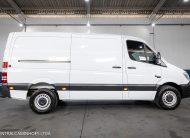 MERCEDES BENZ SPRINTER 415 FURGÃO ANO 2019 COMPLETA