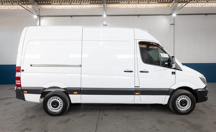 MERCEDES BENZ SPRINTER 415 FURGÃO ALTA ELONGA 2019