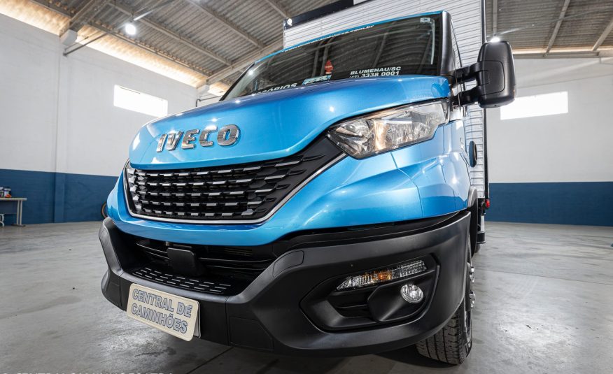 UTILITÁRIO CAMINHONETE IVECO DAILY 35.150 ANO 2020 COMPLETA NO BAU