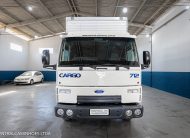 FORD CARGO 712 ANO 2009 COM BAU DE 6.20M