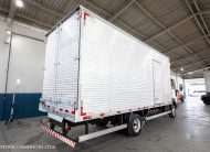 FORD CARGO 712 ANO 2009 COM BAU DE 6.20M