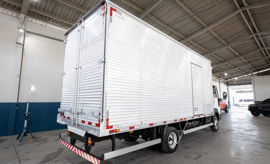 FORD CARGO 712 ANO 2009 COM BAU DE 6.20M