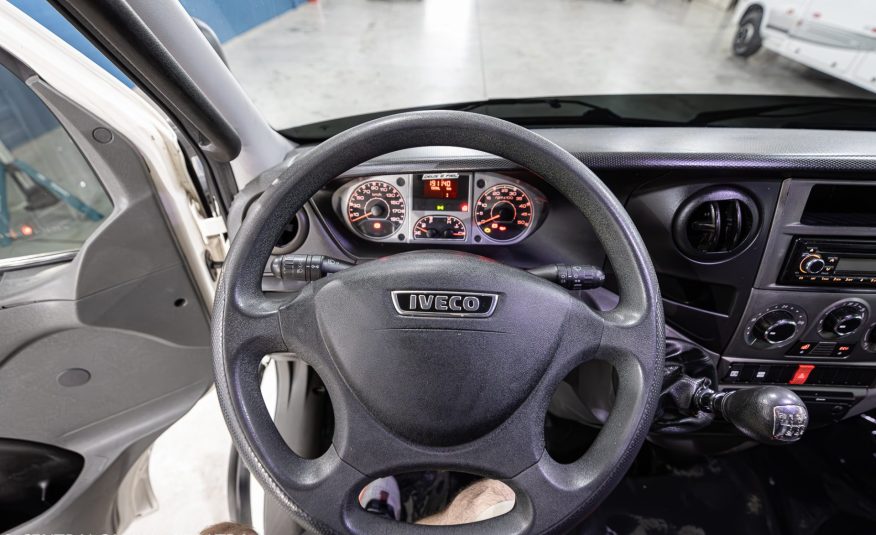 IVECO DAILY 70C17 ANO 2019 COMPLETA NO BAU