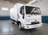 FORD CARGO 816 S ANO 2013 NO BAU FACCHINI DE 5.40M