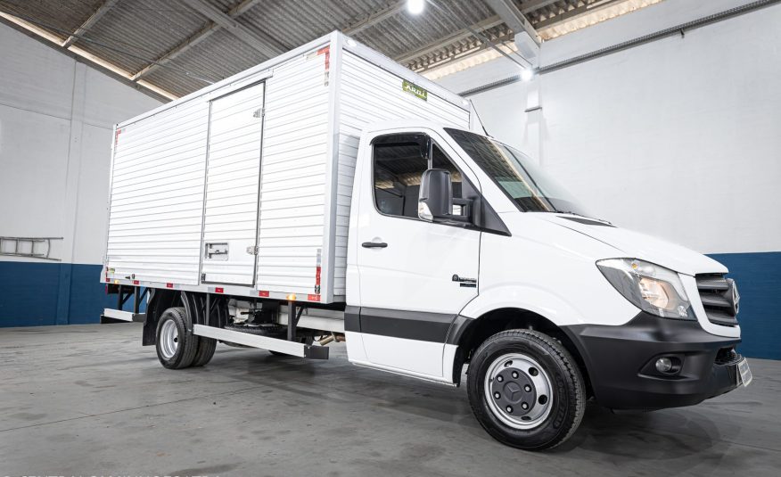 SPRINTER 515 CHASSI LONGO ANO 2019 NO BAÚ