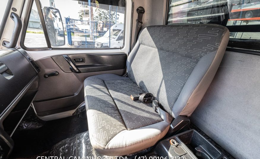 VOLKSWAGEN 5.150 CUMMINS ANO 2012 COMPLETO