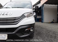 IVECO DAILY MINIBUS 50.180 ANO 2024 COMPLETA 21 LUGARES