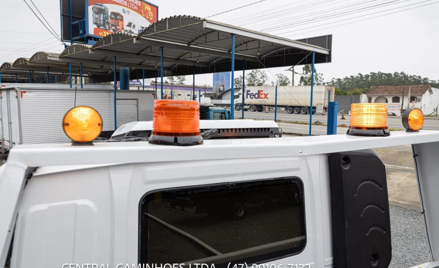 MERCEDES BENZ ACCELO 915C ANO 2012 NA PLATAFORMA DE 6M
