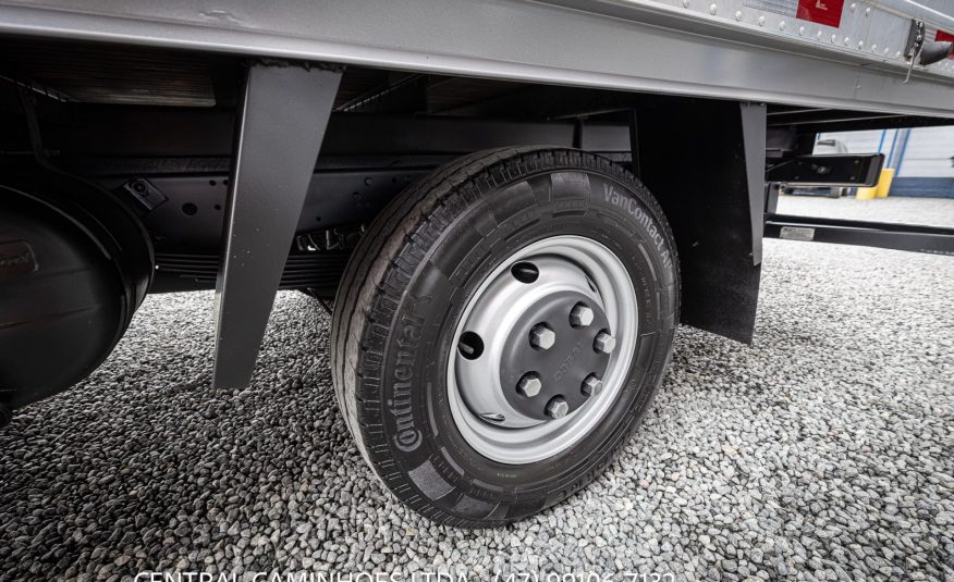 IVECO DAILY 35.150 ANO 2021 COM BAÚ