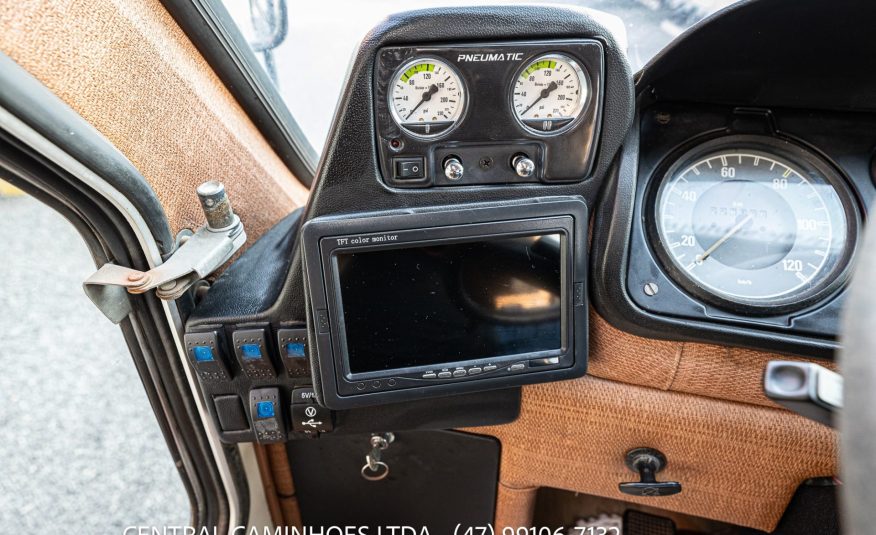 MOTORHOME COMMANDER ANO 1990 IMPECÁVEL