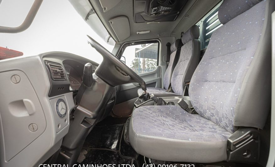 MERCEDES BENZ ACCELO 715C ANO 2006