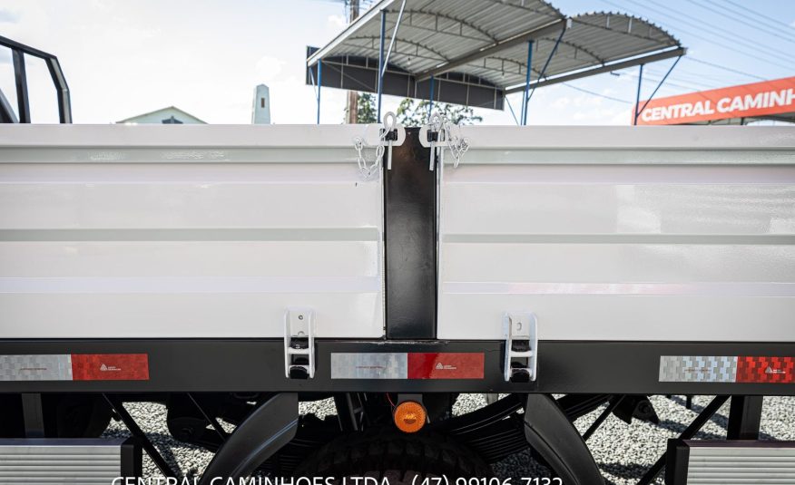 F-4000 4X2 ANO 2007 COM CARROCERIA NOVA DE LATA E FERRO