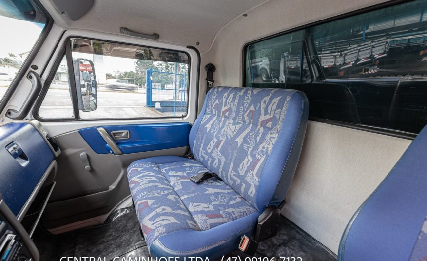 VOLKSWAGEN 8.120 WORKER ANO 2005 NA BOIADEIRA