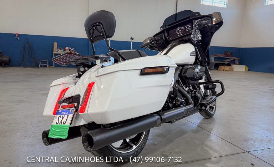 HARLEY DAVIDSON STREET GLIDE ANO 2024