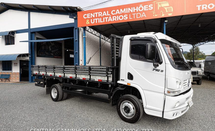 MERCEDES BENZ ACCELO 715C ANO 2006
