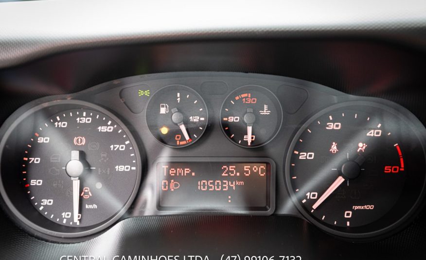 IVECO DAILY 35.150 ANO 2021 COM BAÚ