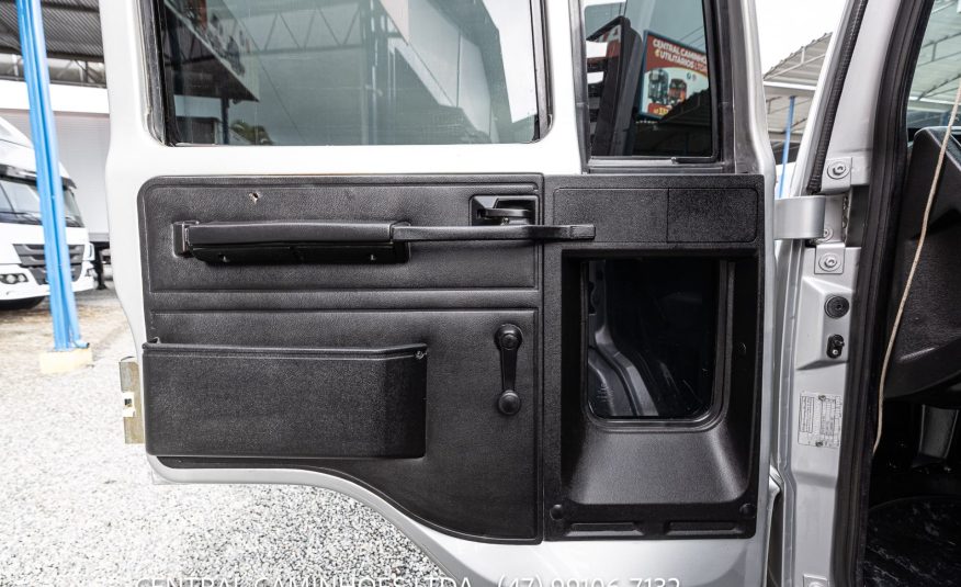 FORD CARGO 815 S ANO 2005 COM CARROCERIA DE 5.50M
