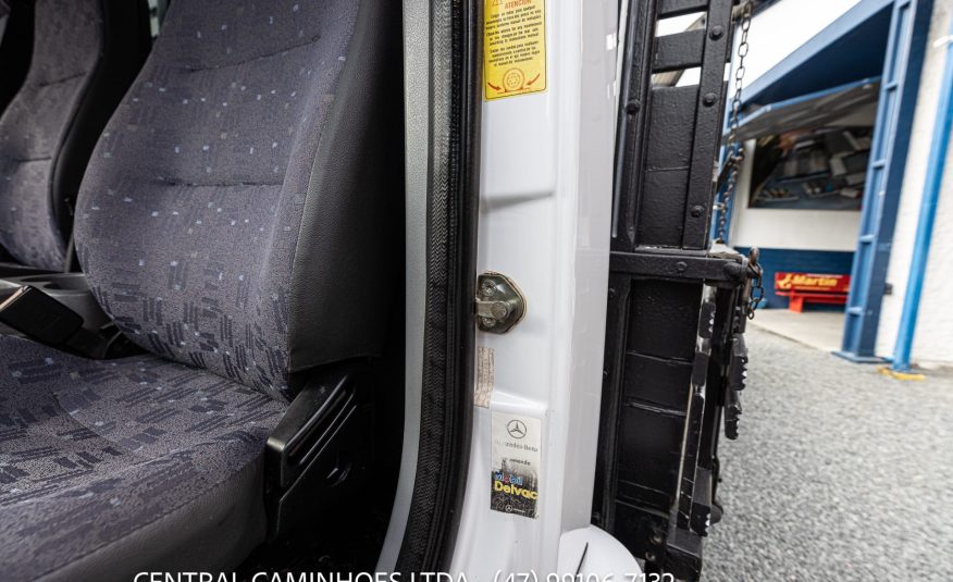 MERCEDES BENZ ACCELO 715C ANO 2006