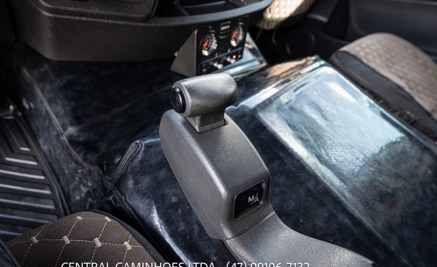 MERCEDES BENZ ATEGO 2430 6X2 ANO 2019 TETO ALTO GABINADO AUTOMÁTICO