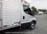 IVECO DAILY 35.150 ANO 2021 COM BAÚ