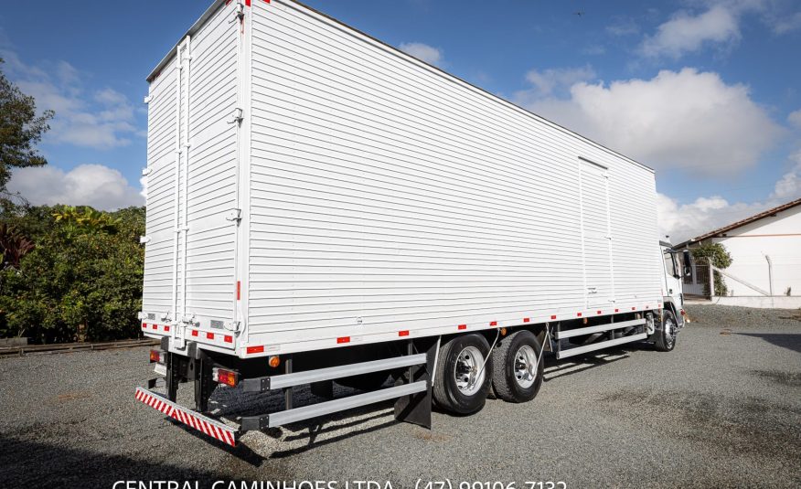 MERCEDES BENZ ATEGO 2430 6X2 ANO 2019 TETO ALTO GABINADO AUTOMÁTICO