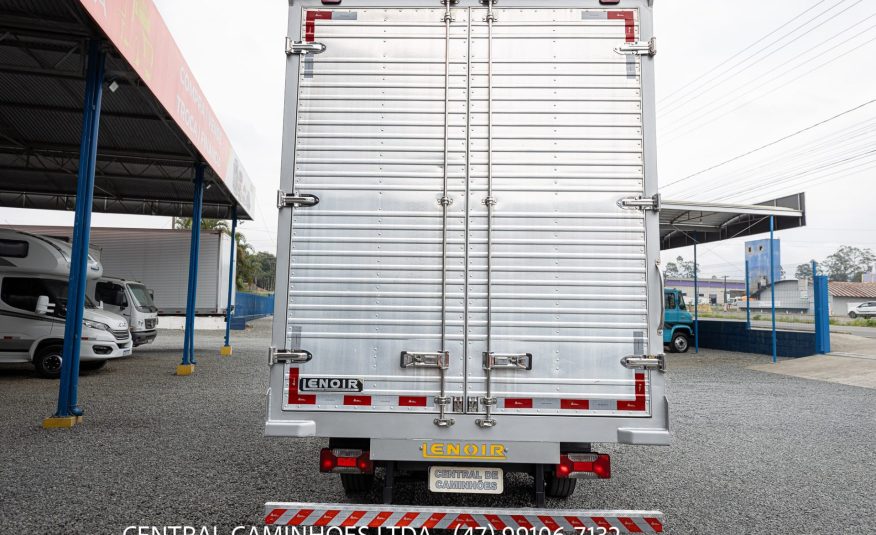 IVECO DAILY 35.150 ANO 2021 COM BAÚ