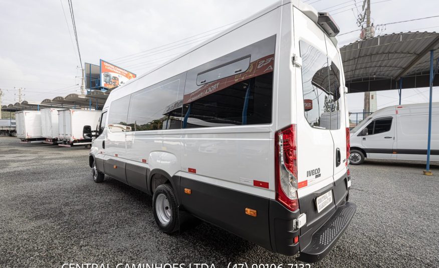 IVECO DAILY MINIBUS 50.180 ANO 2024 COMPLETA 21 LUGARES