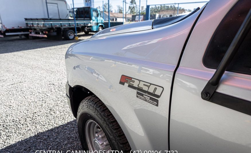 FORD F-350 ANO 2010 COM CARROCERIA