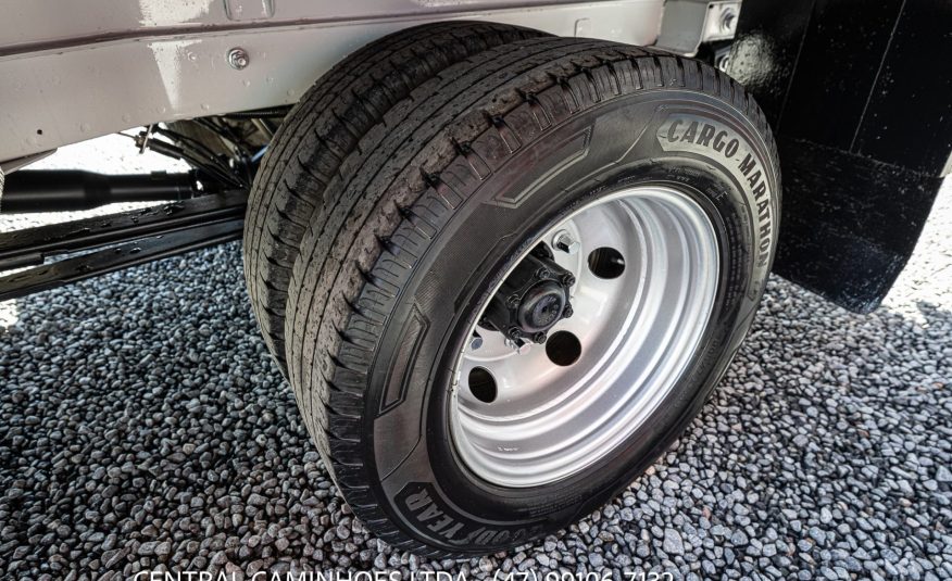 MERCEDES BENZ SPRINTER 515 ANO 2014 NA CARROCERIA DE MADEIRA