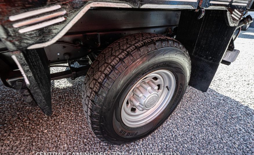 FORD F-350 ANO 2010 COM CARROCERIA