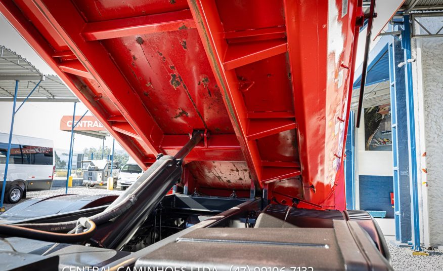 IVECO TECTOR 170E22 4X2 ANO 2013 CAÇAMBA