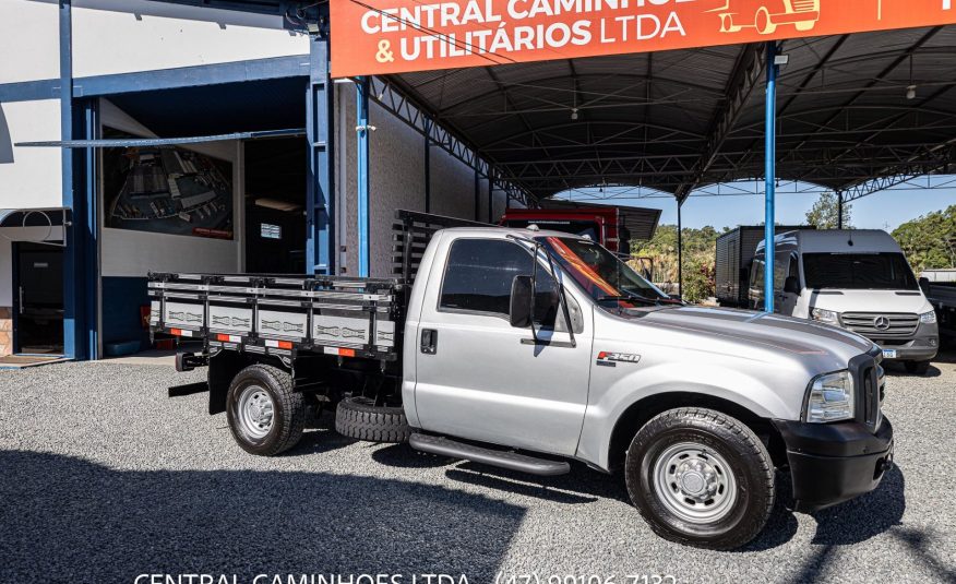 FORD F-350 ANO 2010 COM CARROCERIA