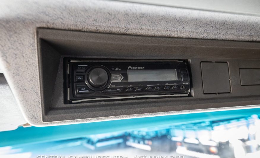 MERCEDES BENZ 710 PLUS ANO 2009 NO BAU