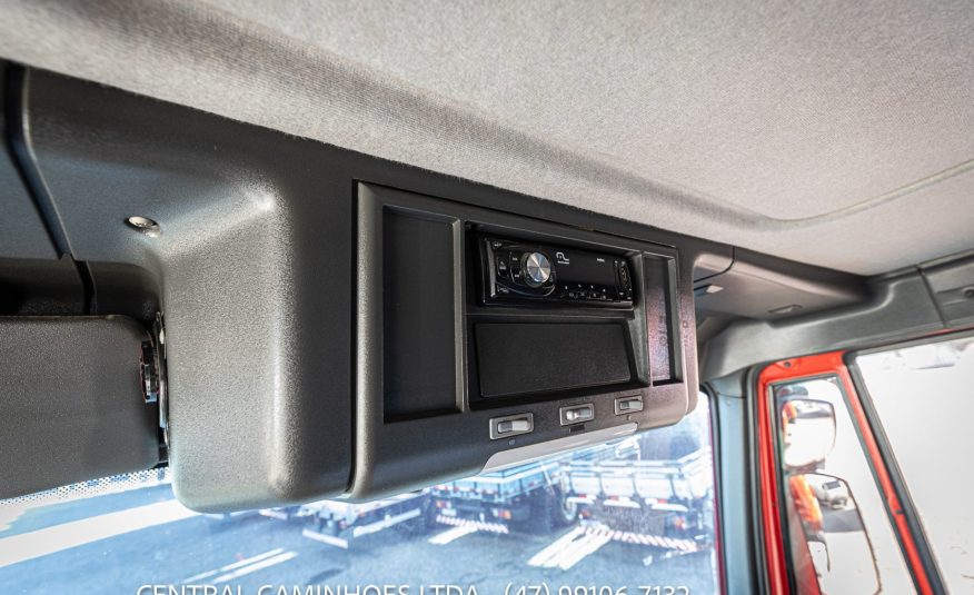 IVECO TECTOR 170E22 4X2 ANO 2013 CAÇAMBA