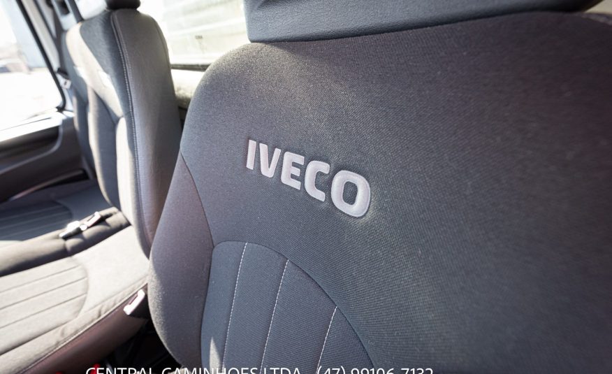 IVECO DAILY 70C17 ANO 2019 NO BAU COMPLETA