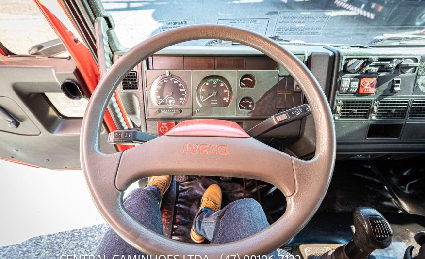 IVECO TECTOR 170E22 4X2 ANO 2013 CAÇAMBA