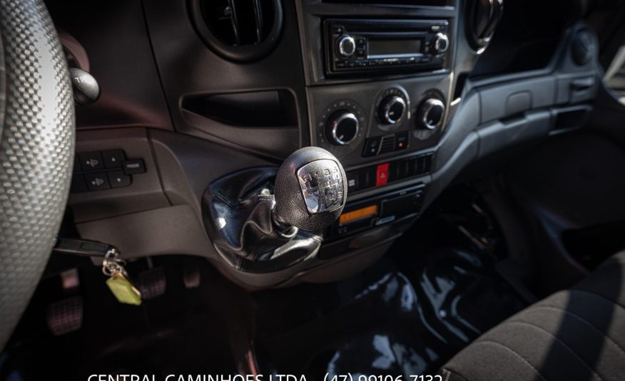 IVECO DAILY 70C17 ANO 2019 NO BAU COMPLETA