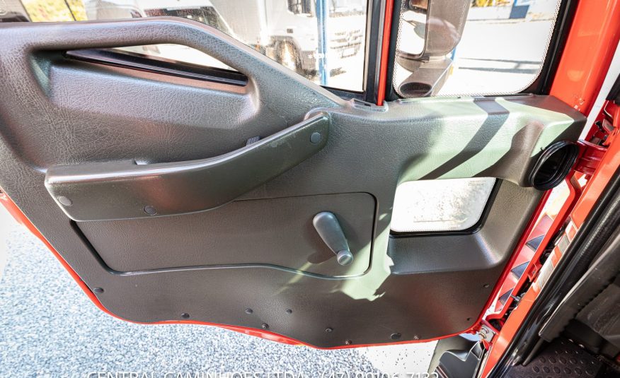 IVECO TECTOR 170E22 4X2 ANO 2013 CAÇAMBA