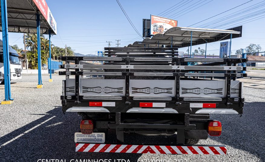 FORD F-350 ANO 2010 COM CARROCERIA