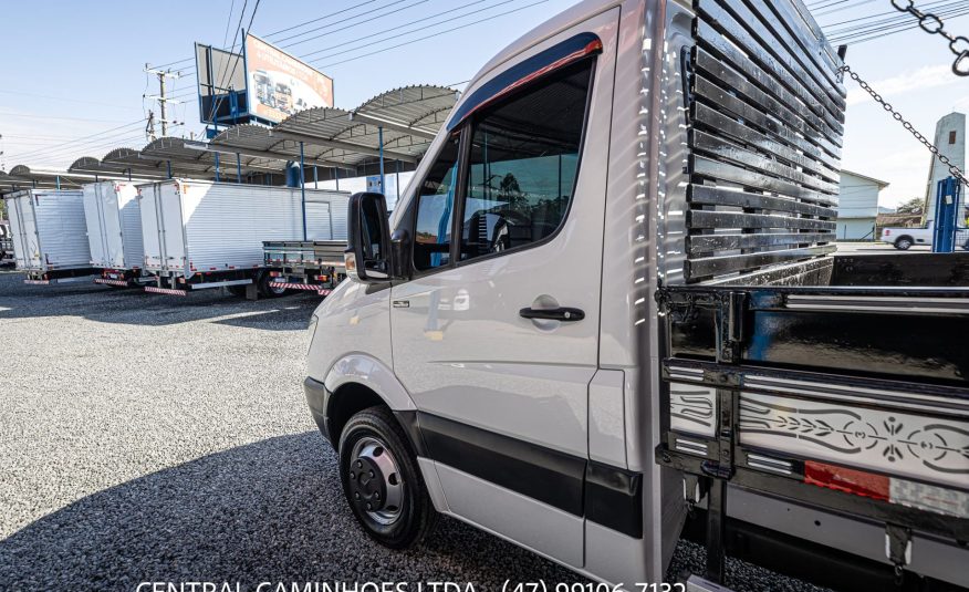 MERCEDES BENZ SPRINTER 515 ANO 2014 NA CARROCERIA DE MADEIRA