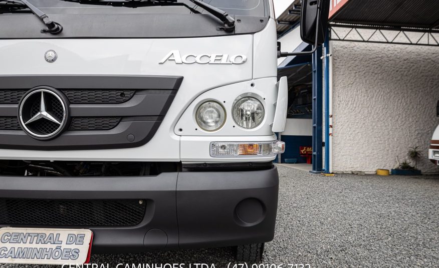 MERCEDES BENZ ACCELO 1016 ANO 2019 COMPLETA NO BAU DE 6.20M