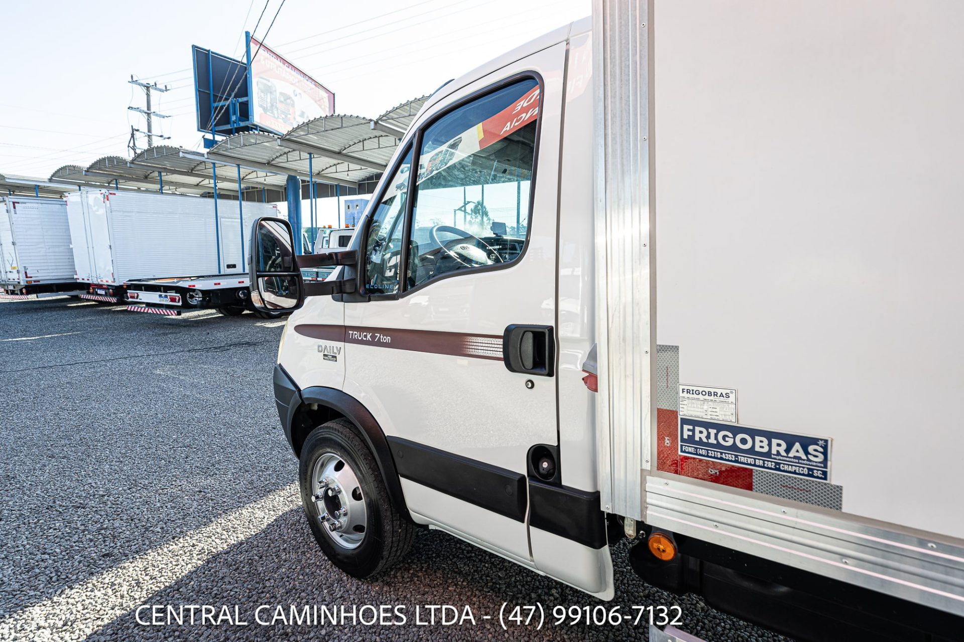 IVECO DAILY 70C17 ANO 2013 NA CÂMARA FRIA