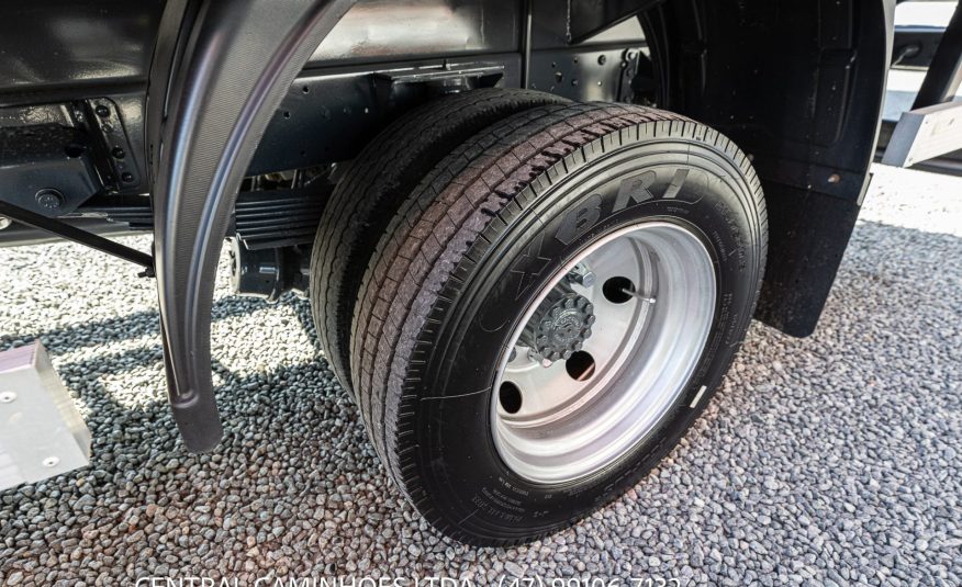 IVECO DAILY 70C17 ANO 2013 NA CÂMARA FRIA
