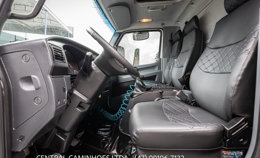 MERCEDES BENZ ACCELO 1016 ANO 2015 COMPLETO NO BAU DE 6.20M