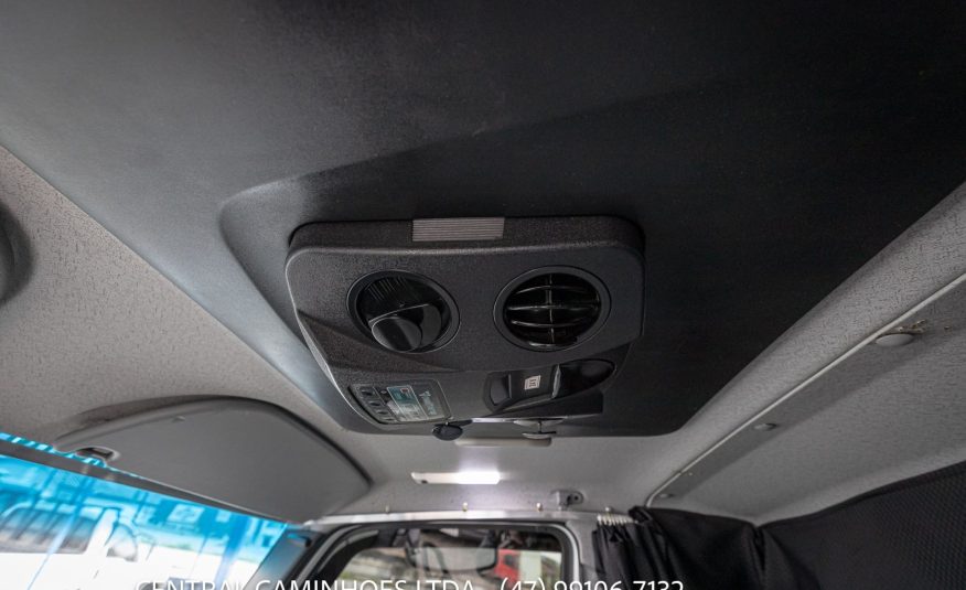 MERCEDES BENZ ACCELO 1016 ANO 2019 COMPLETA NO BAU DE 6.20M