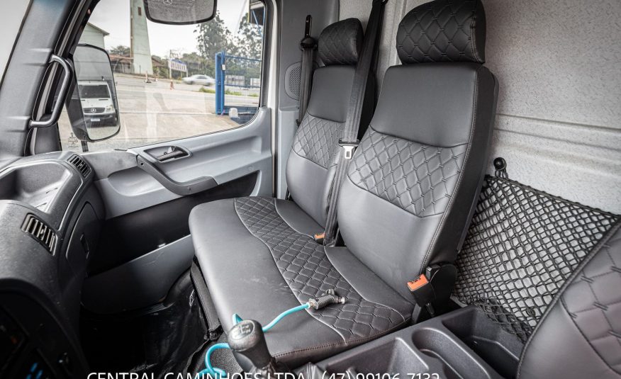 MERCEDES BENZ ACCELO 1016 ANO 2015 COMPLETO NO BAU DE 6.20M