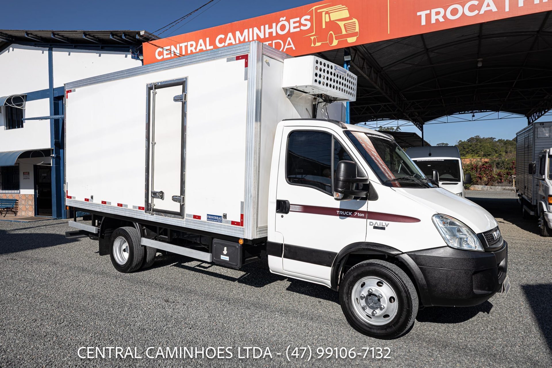 IVECO DAILY 70C17 ANO 2013 NA CÂMARA FRIA