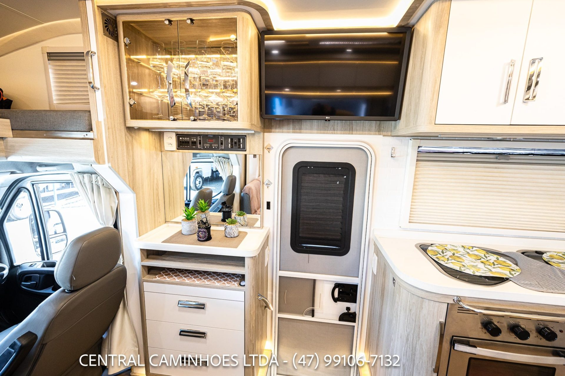 MOTOR-HOME SANTO INACIO IVECO 8.5 ANO 2024